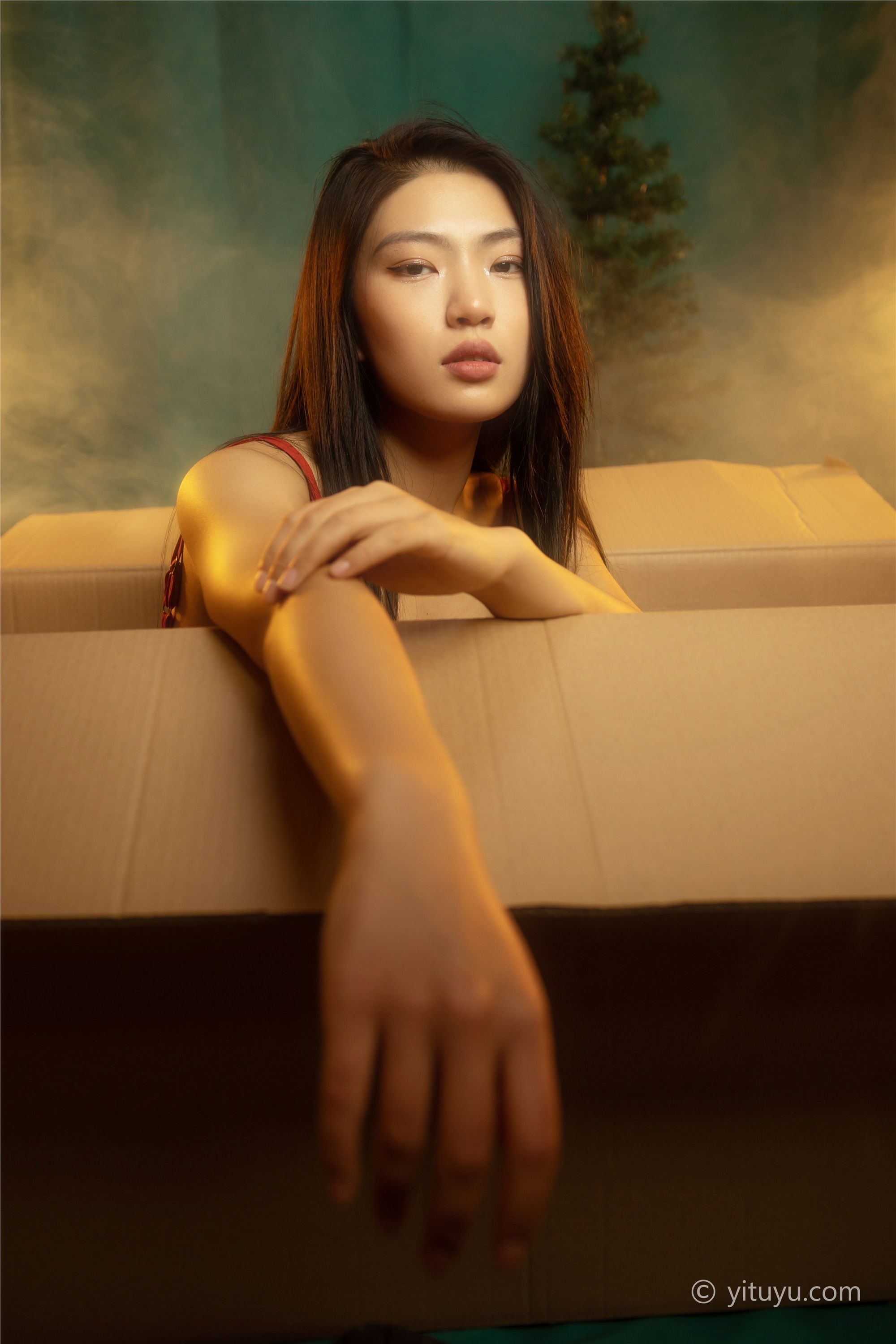 YITUYU艺图语  2021.05.24 红装 娇娇